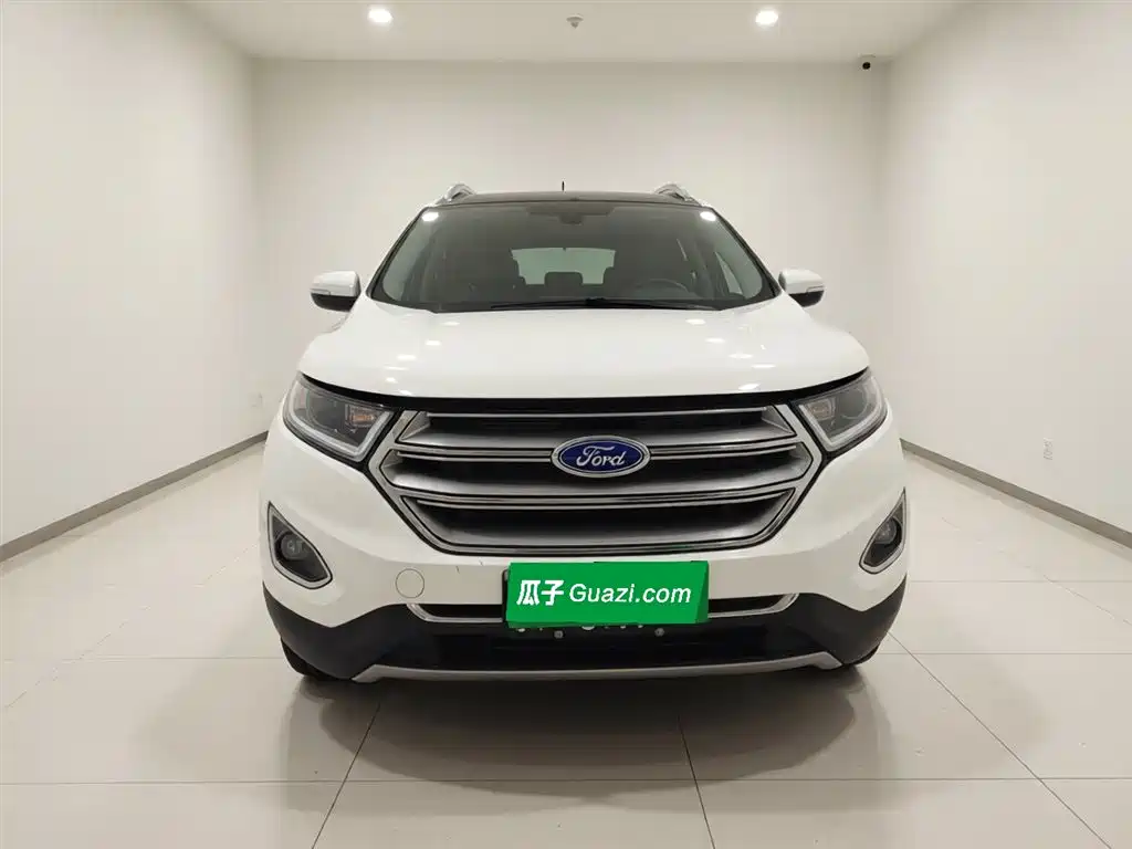 Ford Edge 2016 — фото 24