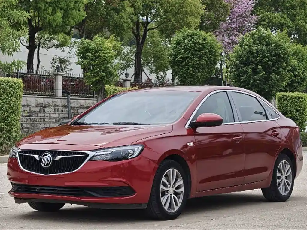 Buick Excelle 2019 — фото 1