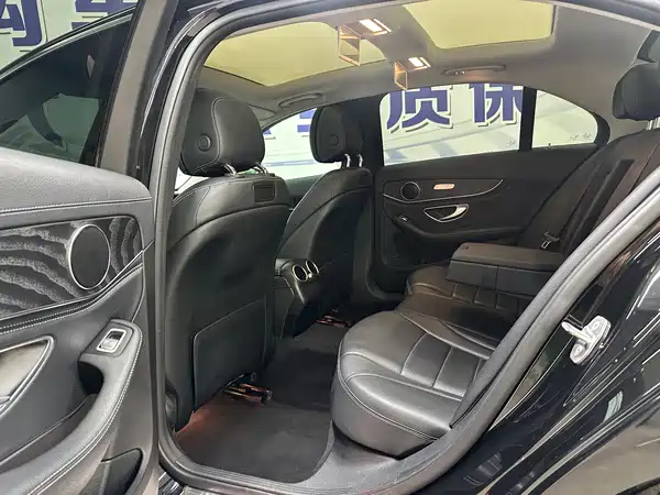 Mercedes-Benz C-Class 2018