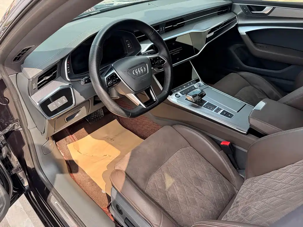 Audi A7L 2023 — фото 8