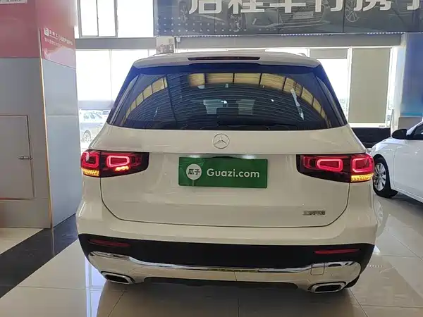 Mercedes-Benz GLB 2023