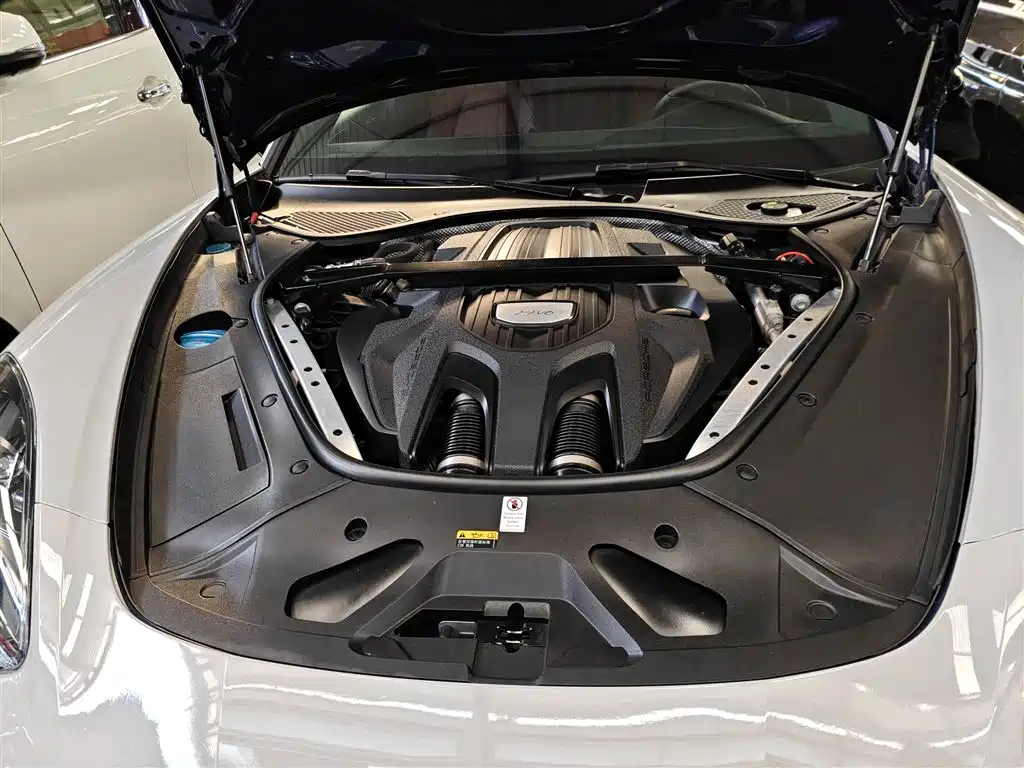 Porsche Panamera 2019 — фото 16