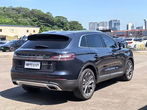 Lincoln Nautilus 2022