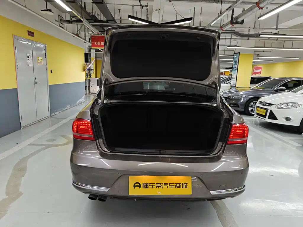 Volkswagen Magotan 2014 — фото 11