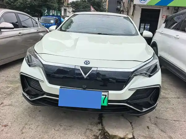 Venucia D60 EV 2023