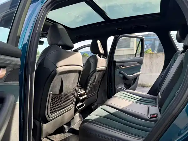 Geely Xingyue L 2022