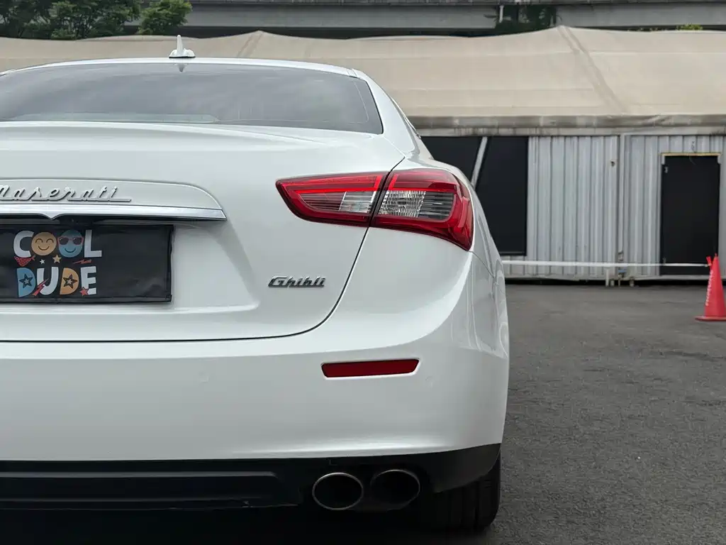 Maserati Ghibli 2017 — фото 8