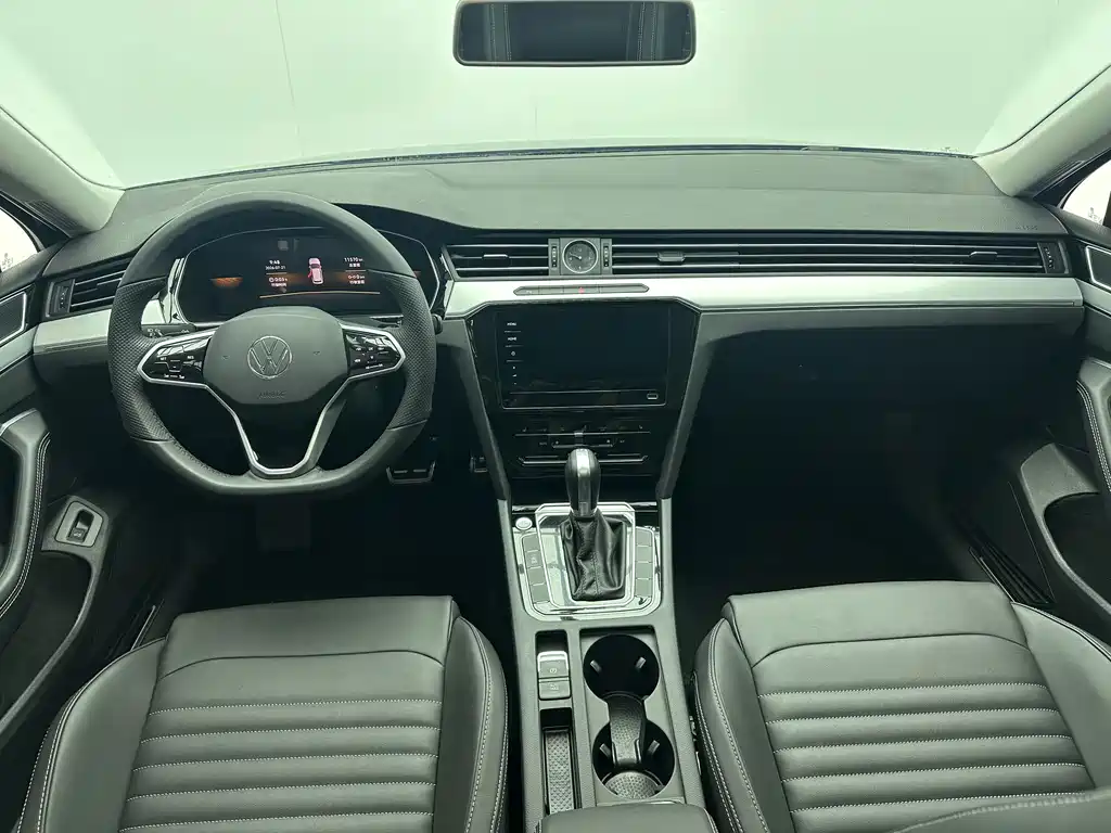 Volkswagen Magotan 2024