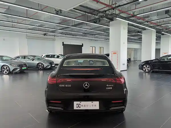 Mercedes-Benz EQE 2025