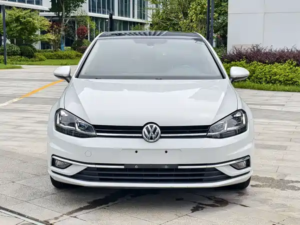 Volkswagen Golf 2020