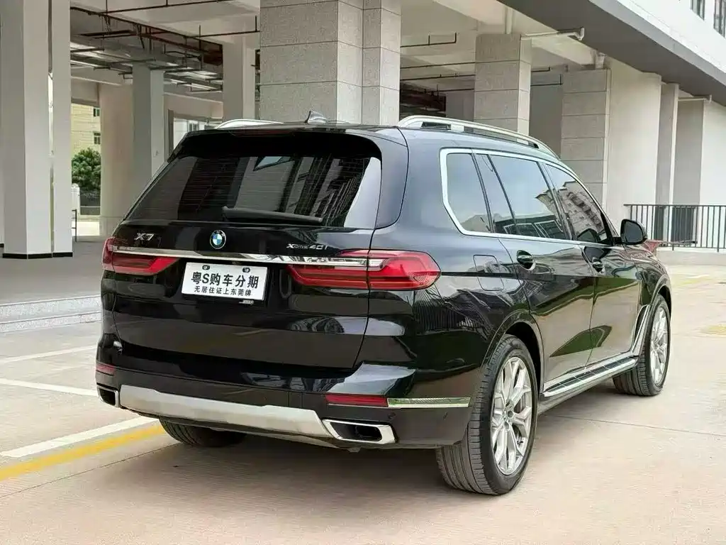 BMW X7 2022 — фото 9