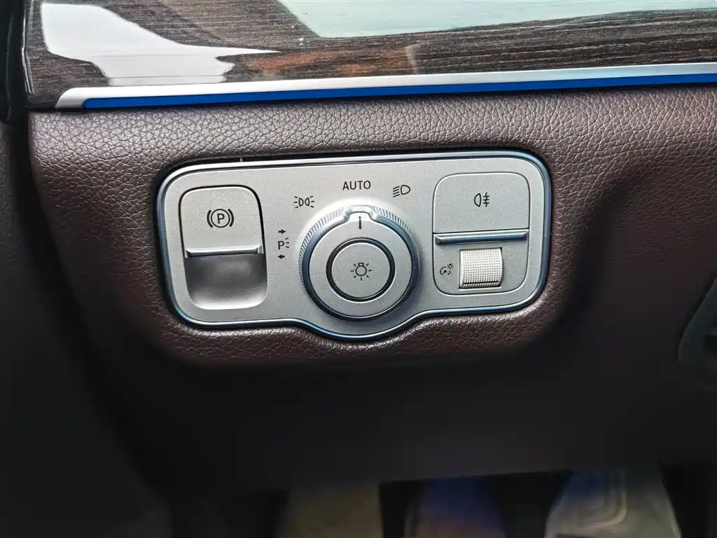 Mercedes-Benz GLE 2020 — фото 33