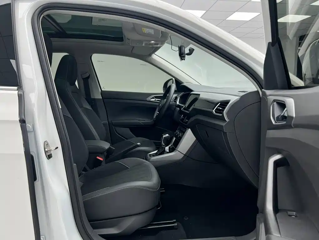Volkswagen T-Cross 2022 — фото 16