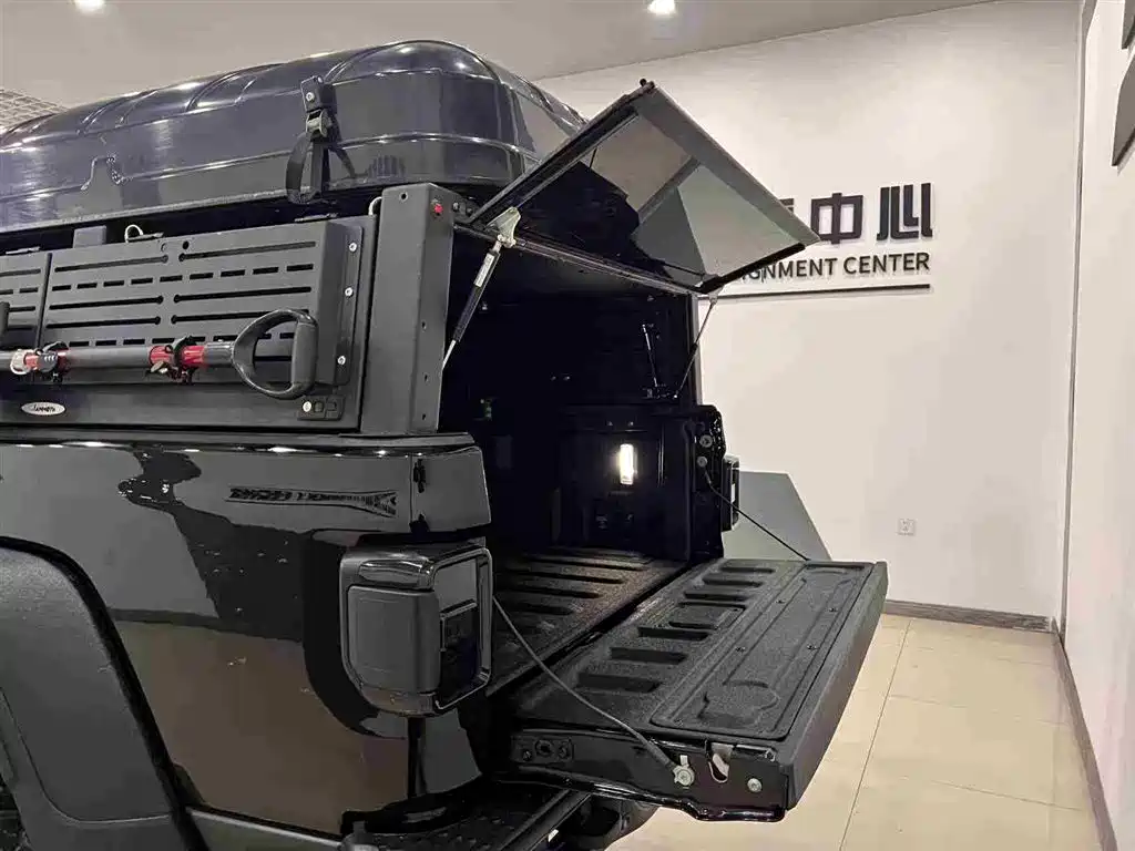 Jeep Gladiator 2023 — фото 16