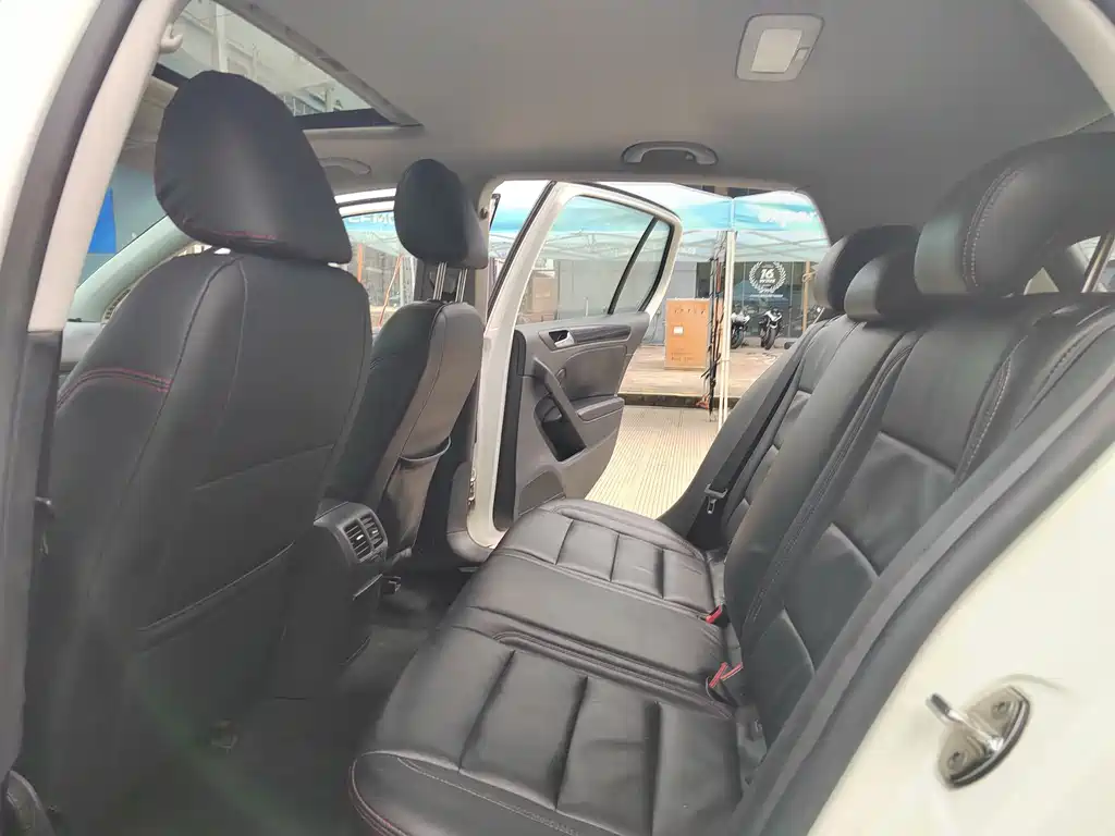 Volkswagen Golf 2013