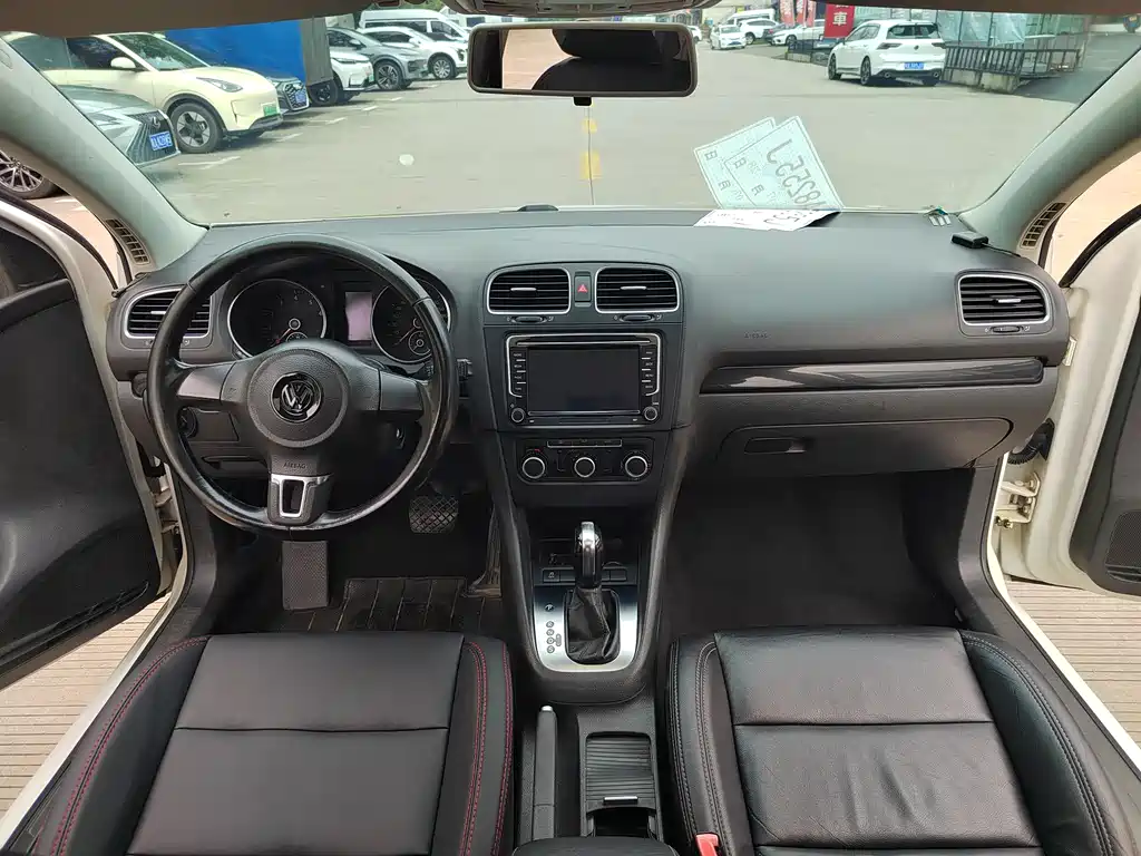 Volkswagen Golf 2013