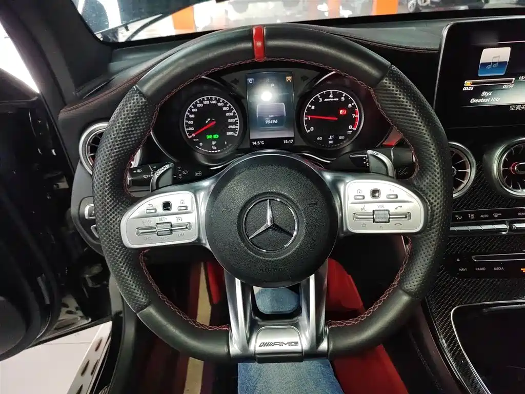 Mercedes-Benz GLC AMG 2018 — фото 7