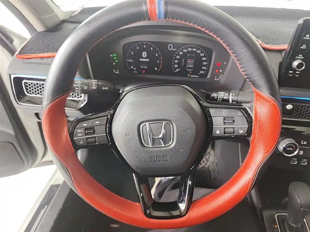 Honda Civic 2022 — фото 11
