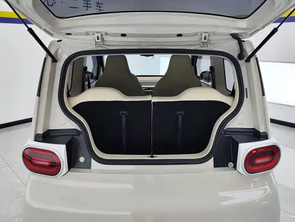 Wuling Hongguang MINIEV 2024