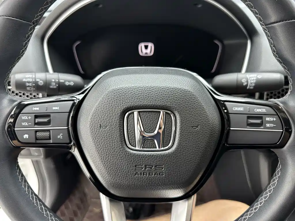 Honda Civic 2023 — фото 15