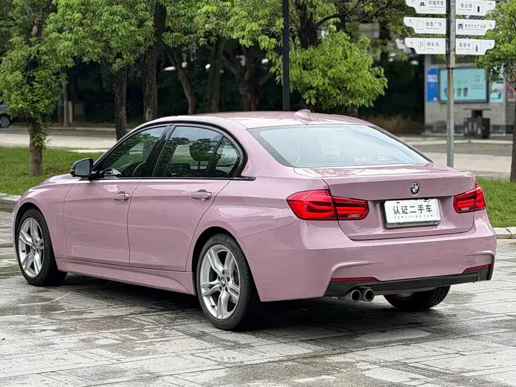 BMW 3 Series 2019 — фото 15