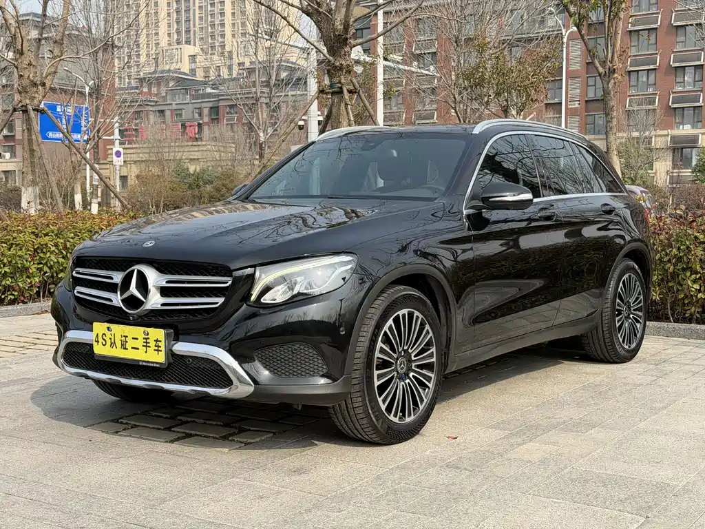 Mercedes-Benz GLC 2018 — фото 1