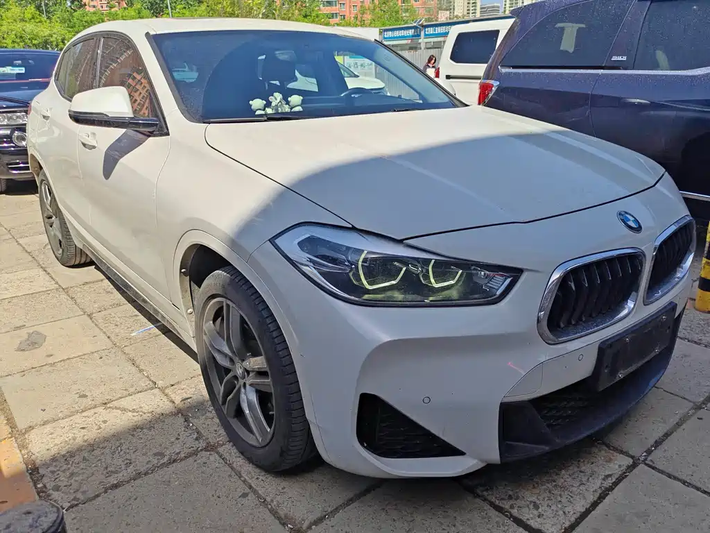 BMW X2 2021 — фото 2