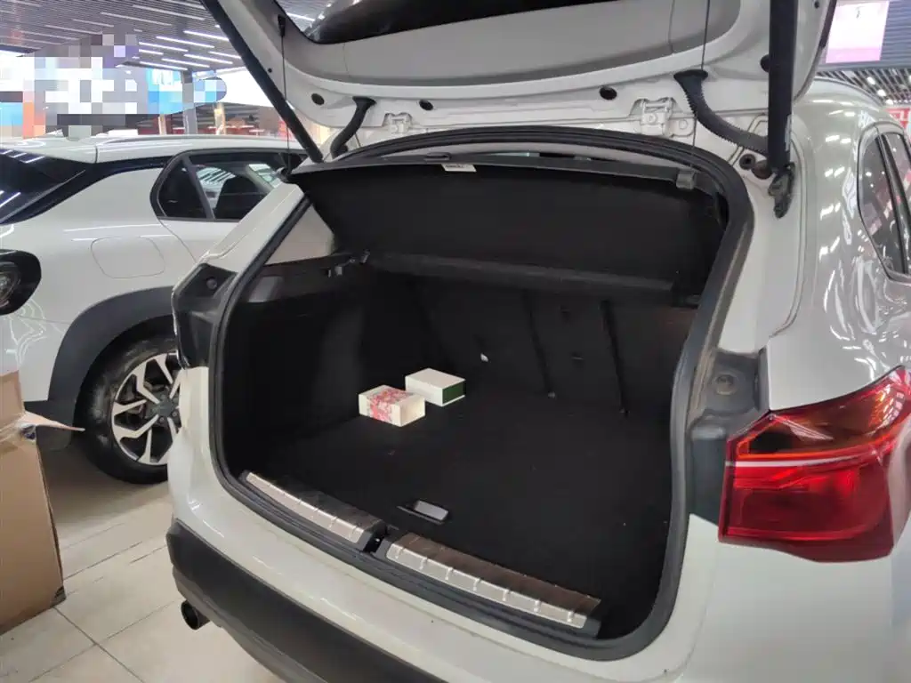 BMW X1 2019 — фото 15