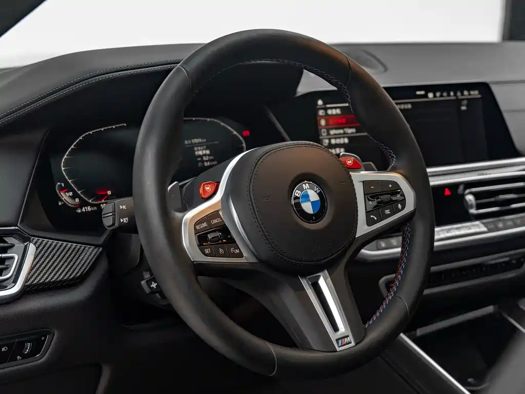 BMW X6 M 2022 — фото 16