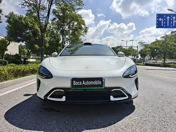 Xiaomi SU7 2025