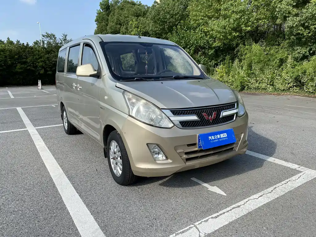 Wuling Rongguang V 2015 — фото 3