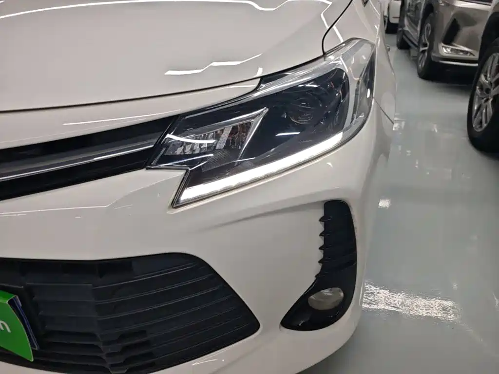 Toyota Vios 2023 — фото 24