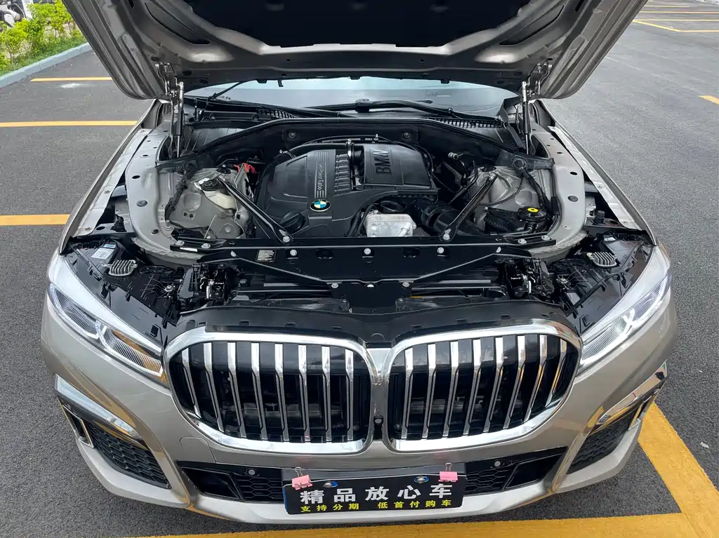 BMW 7 Series 2014 — фото 21