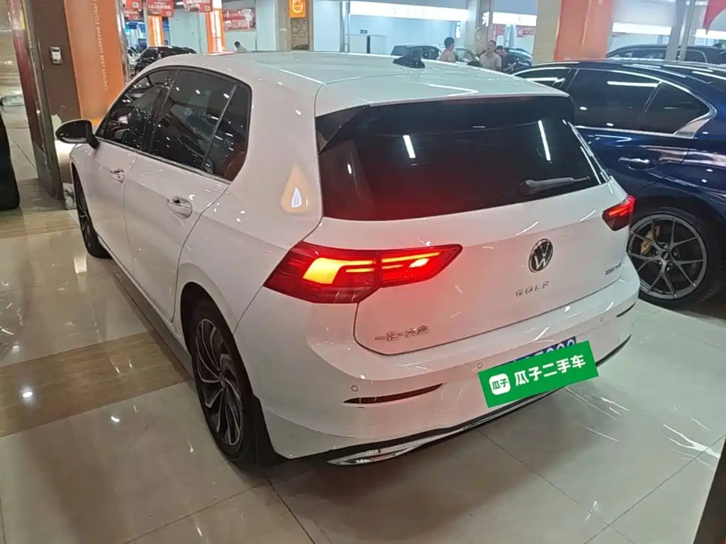 Volkswagen Golf 2022