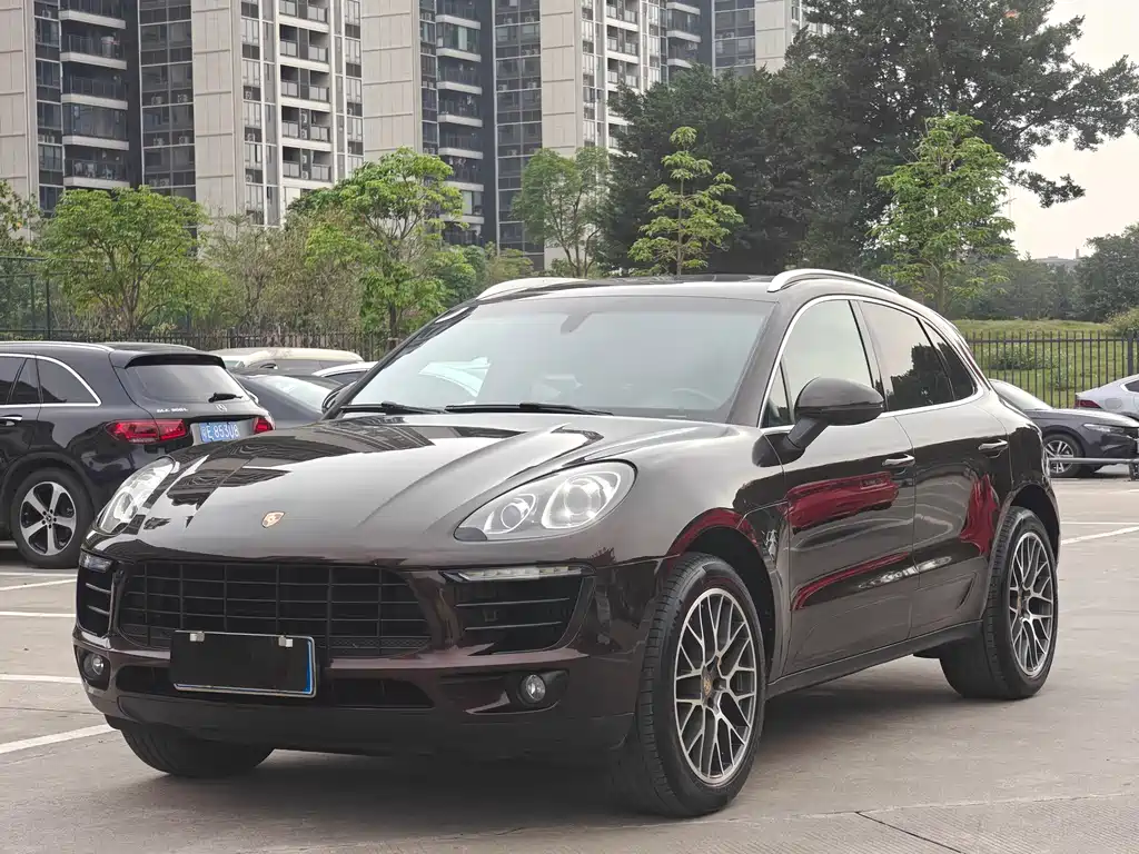 Porsche Macan 2015 — фото 1