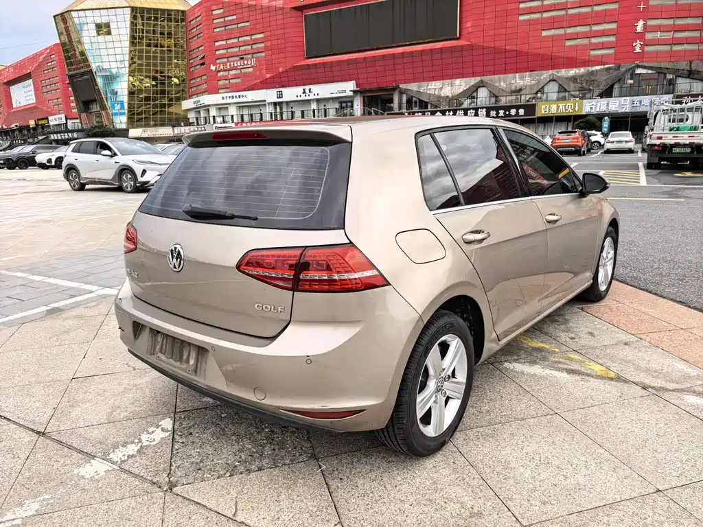Volkswagen Golf 2014