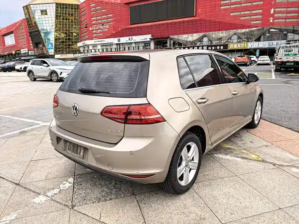 Volkswagen Golf 2014