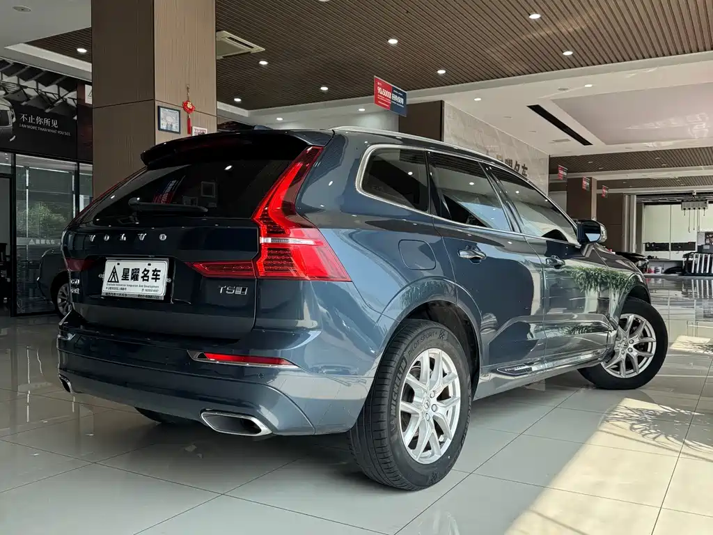 Volvo XC60 2020 — фото 2