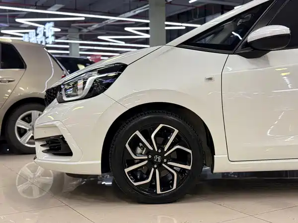 Honda LIFE 2022
