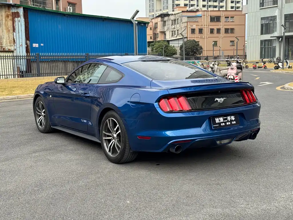 Ford Mustang 2018 — фото 9