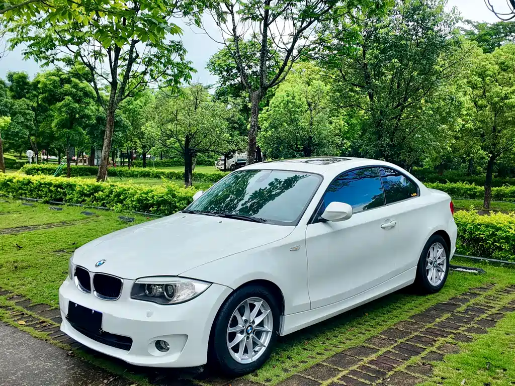BMW 1 Series 2014 — фото 14