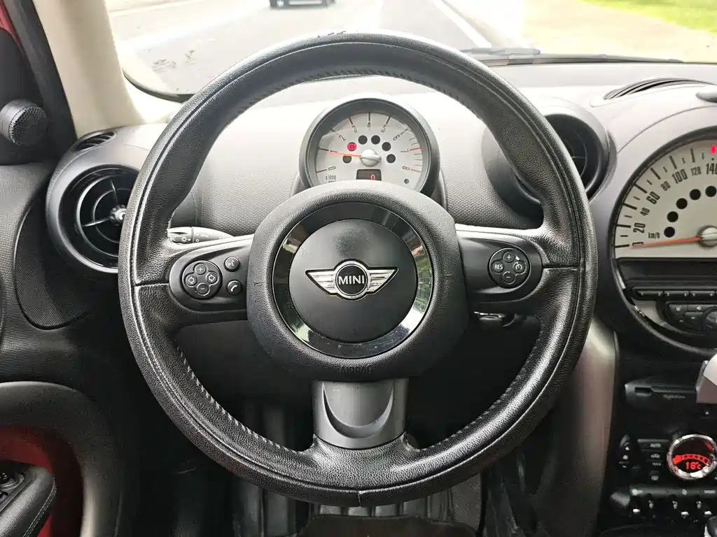 MINI Countryman 2013 — фото 24