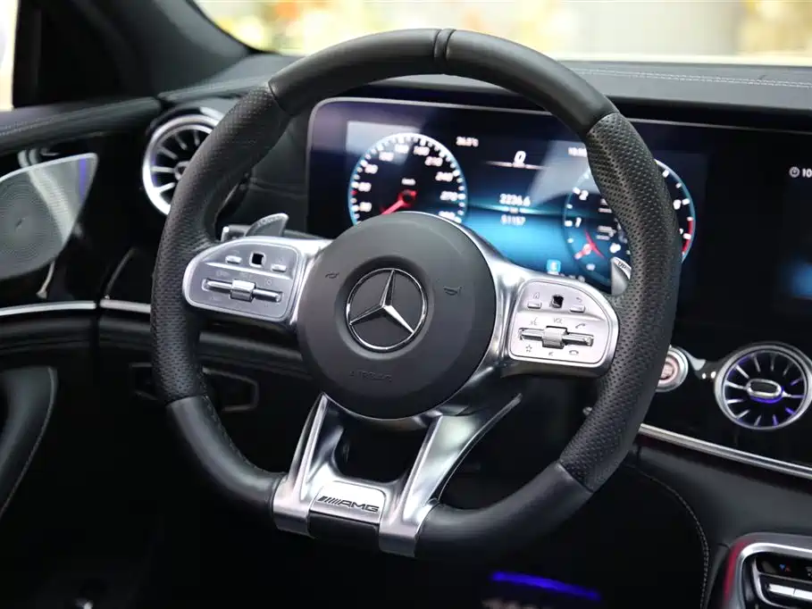 Mercedes-Benz AMG GT 2020 — фото 10