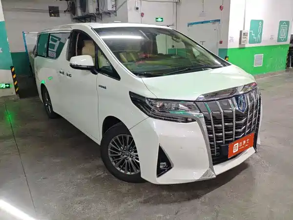 Toyota Alphard 2023