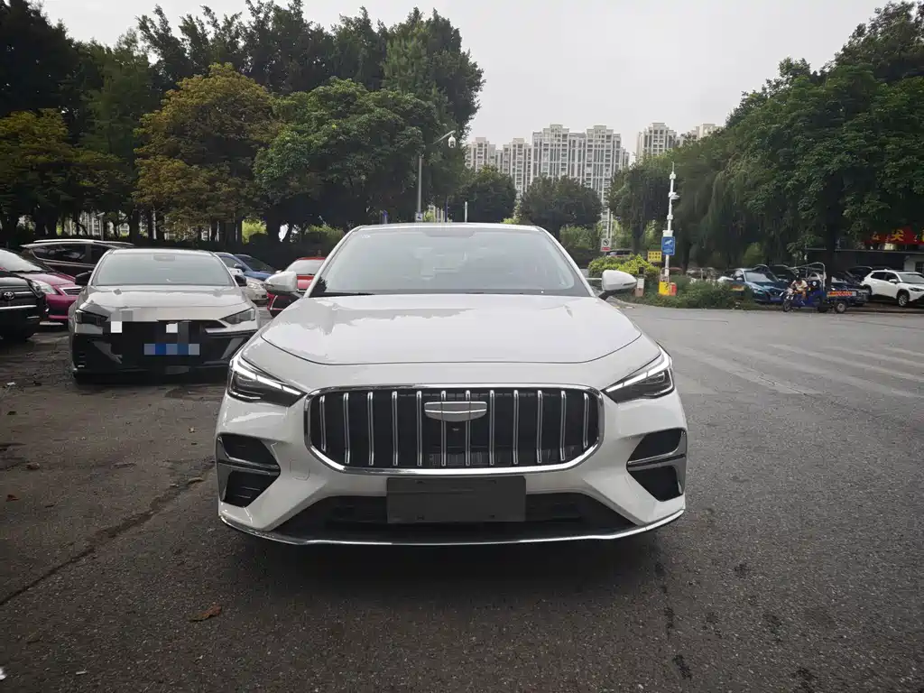 Geely Emgrand 2026