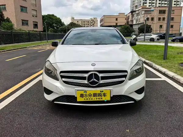Mercedes-Benz A-Class 2015