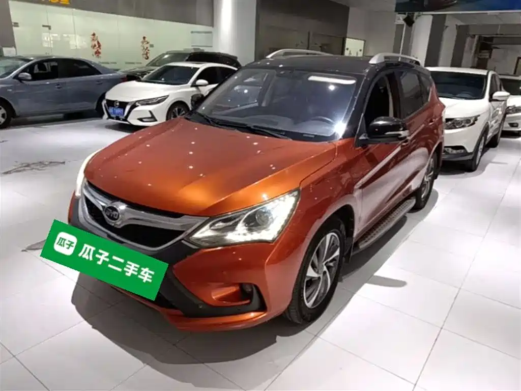 BYD Song 2015 — фото 1
