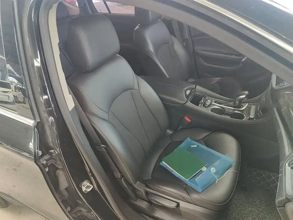 Buick Envision Plus 2019 — фото 25