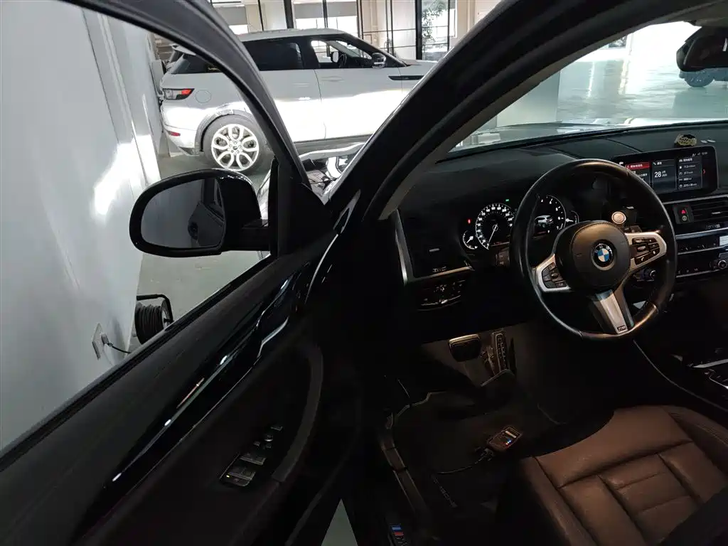 BMW X3 2019 — фото 16