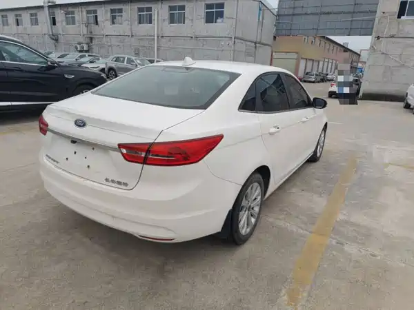 Ford Escort 2016